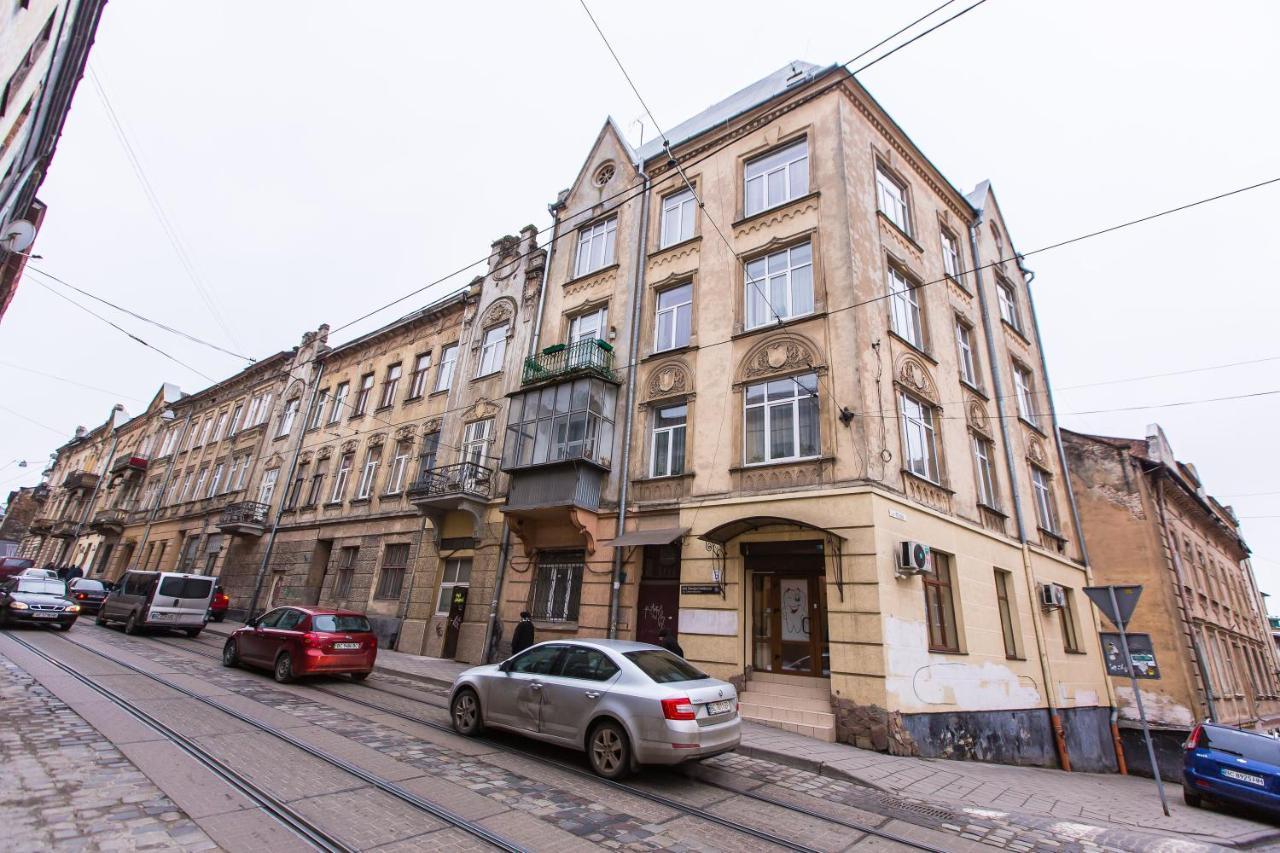 Квартира У Львові Біля Залізничного Вокзалу На Вулиці Марка Вовчка 8 Dış mekan fotoğraf