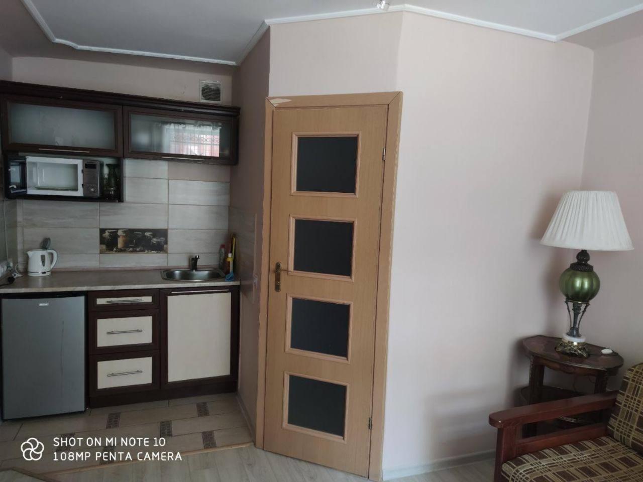 Квартира У Львові Біля Залізничного Вокзалу На Вулиці Марка Вовчка 8 Dış mekan fotoğraf